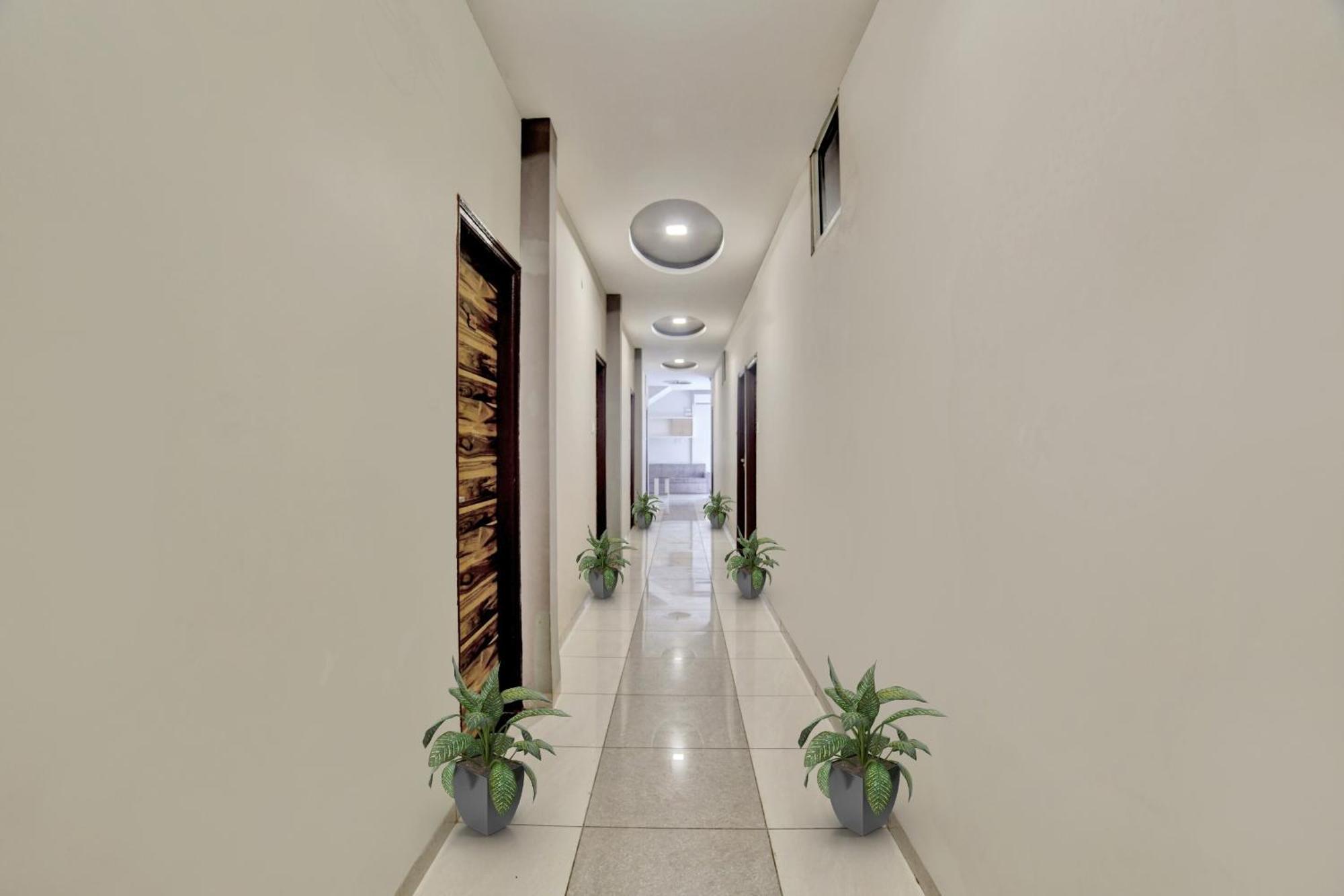 Hotel Collection O Heritage à Indore Extérieur photo